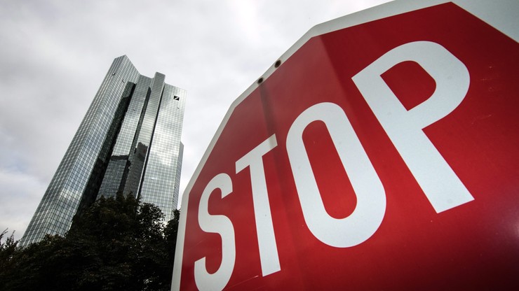 Niemiecki rząd nie pomoże Deutsche Bankowi