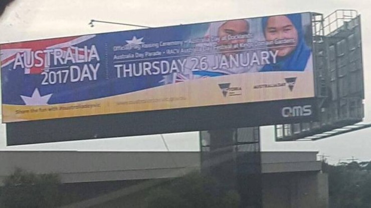 Modelki w hidżabach reklamowały Dzień Australii. Po pogróżkach wycofano billboardy