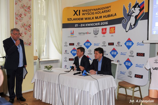 Konferencja prasowa na temat wyścigu "Szlakiem walk mjr. Hubala"