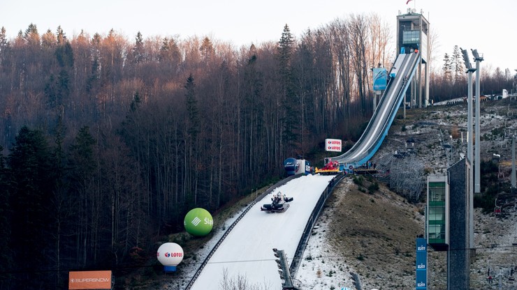 PŚ w skokach: Nowe tory lodowe w Wiśle-Malince przetestowane