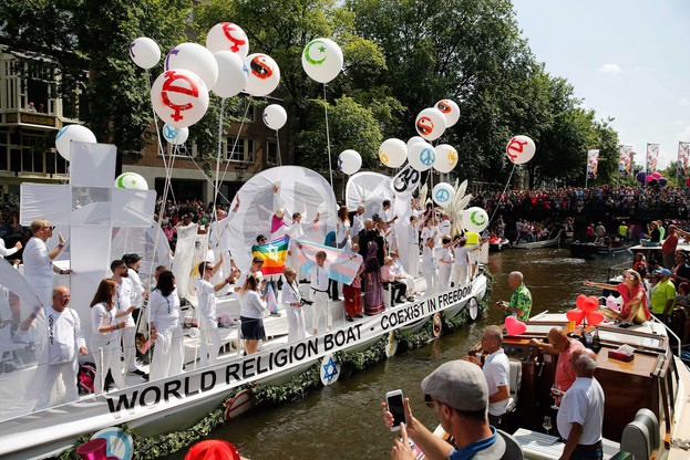 Parada gejów w Amsterdamie. Wśród uczestników Conchita Wurst i unijna komisarz
