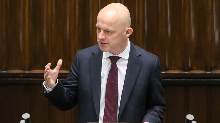 Szałamacha: 60 mld zł rocznie - tyle budżet mógł tracić przez niską ściągalność podatków