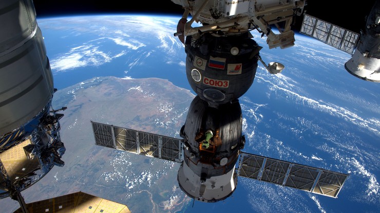 "W ciągu doby widzimy 16 zachodów i wschodów Słońca". Uczniowie rozmawiali z astronautą