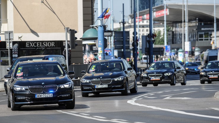 Pierwszy dzień szczytu NATO w Warszawie. Zamknięte ulice w centrum, autobusy na objazdach
