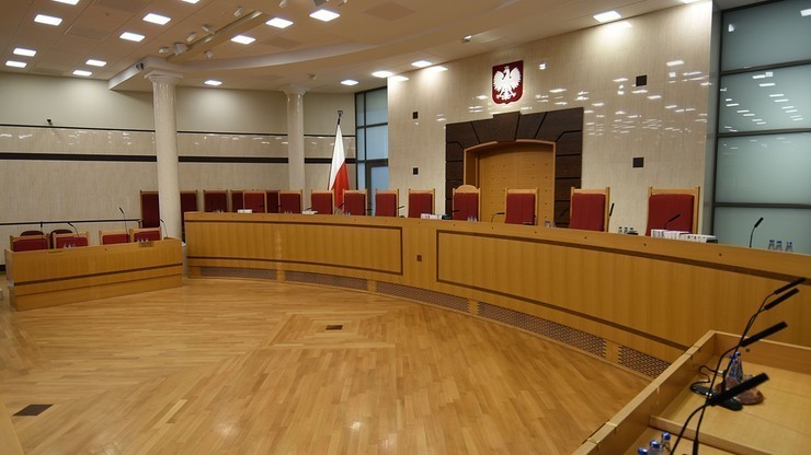 Justyn Piskorski kandydatem klubu PiS do Trybunału Konstytucyjnego. A co pisał o ojcostwie i przemocy w rodzinie