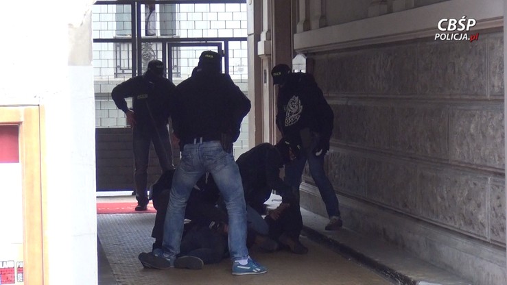 Trzech obcokrajowców zatrzymanych w Warszawie w sprawie narkotykowej