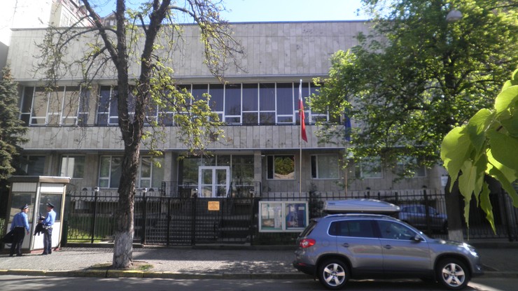 Powstrzymano prowokację przed konsulatem RP w Kijowie. Zatrzymano 29 osób