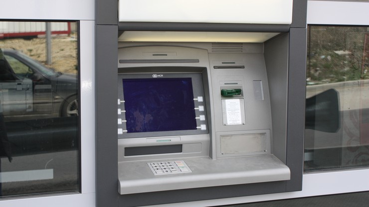Polak skazany na karę więzienia za wysadzenie bankomatu w Austrii