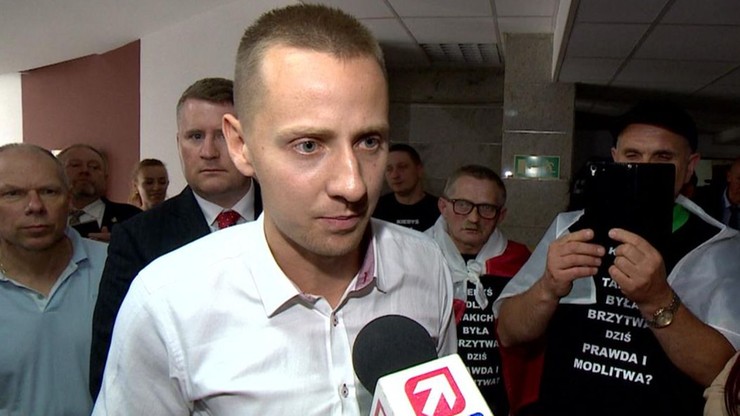 Międlar zatrzymany na lotnisku w Londynie. "Imamów się wpuszcza, a ci, którzy chcą głosić Chrystusa są dyskryminowani"