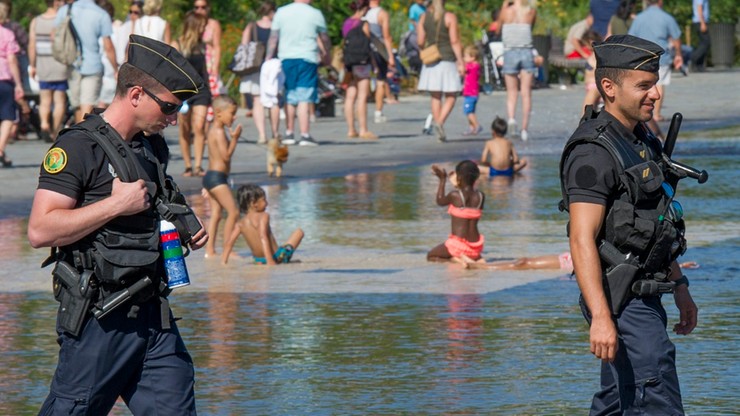 Francja sięga po rezerwistów policji i żandarmerii. Mają wesprzeć walkę z terroryzmem