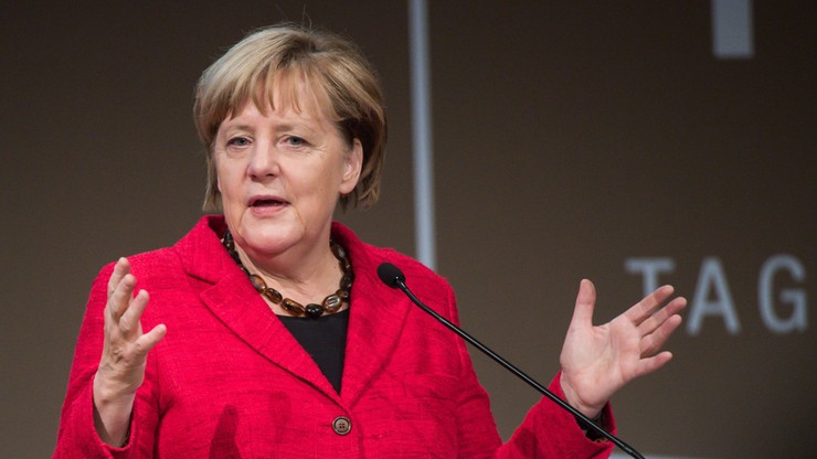 Merkel: Rosja musi położyć kres "strasznej sytuacji" w Aleppo