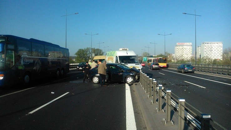 Wypadek w godzinach szczytu na Moście Łazienkowskim