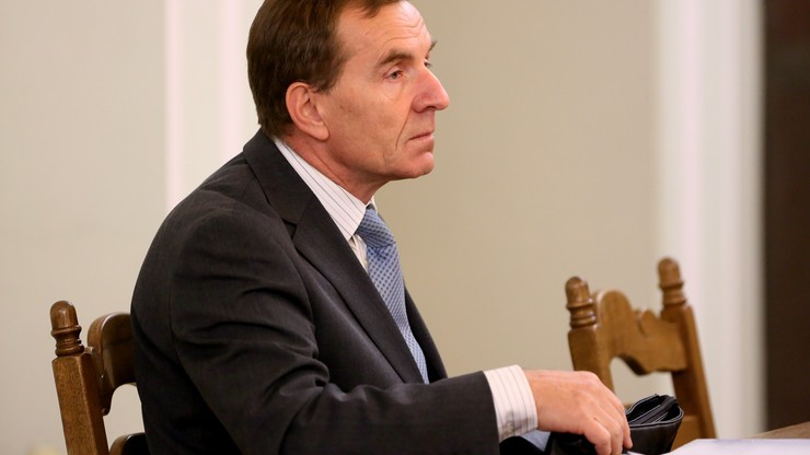 Komisja śledcza ds. Amber Gold - prokurator Niesiołowski "nie pamięta sprawy"