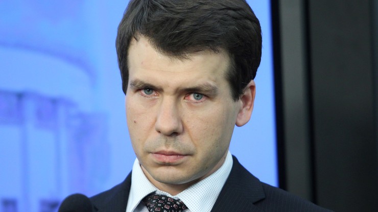 Premier Beata Szydło odwołała szefa CBA Pawła Wojtunika