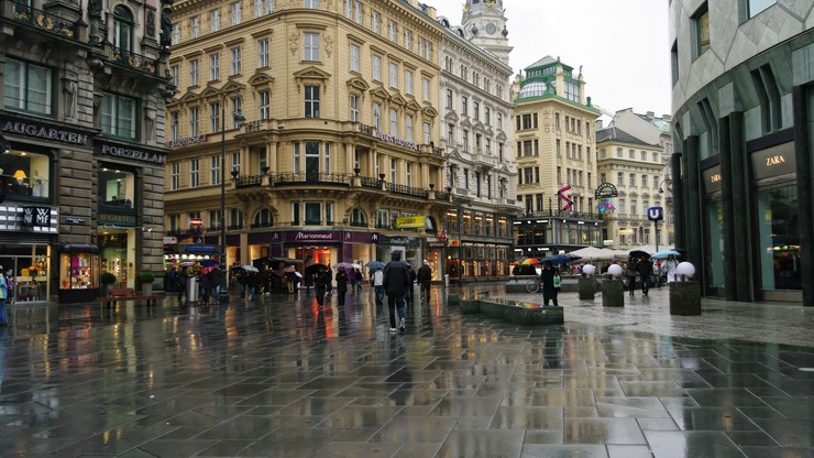Ranking jakości życia w miastach. Wygrał Wiedeń, Warszawa daleko...