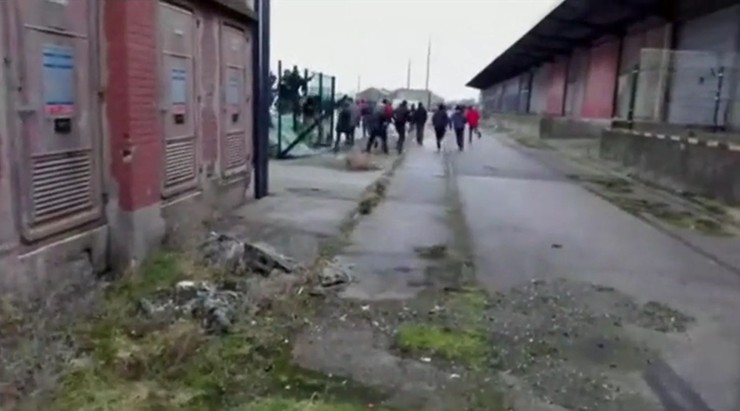 Francja: imigranci wdarli się na prom do Wielkiej Brytanii
