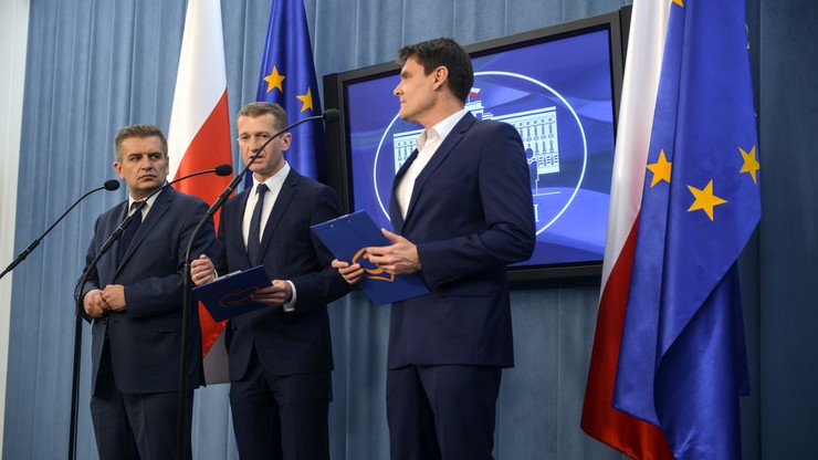 "Nawet Orliki są elementem walki politycznej". Arłukowicz ocenia pracę ministra Bańki
