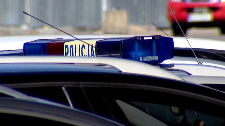 Zajeżdżał drogę, próbował zepchnąć radiowóz. Strzelanina podczas pościgu za pijanym kierowcą