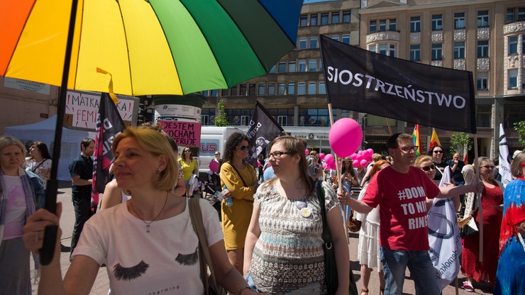 Marsz dla matek - o łatwiejsze macierzyństwo, żłobki i antykoncepcję