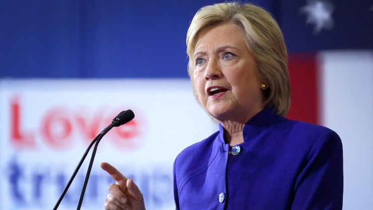 Clinton na prowadzeniu. Trump z poparciem Teda Cruza