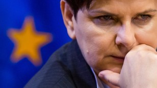 Merkel odpowiada na zarzuty o “Berliński dyktat”.