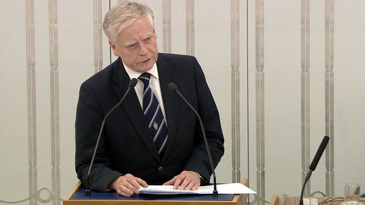 Senator PiS zgłosił pięć poprawek do nowej ustawy o SN. Trwa debata