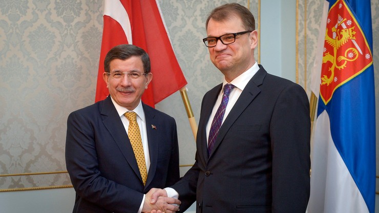 Premier Turcji: porozumienie z UE w sprawie uchodźców działa