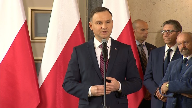 Nie rodziny "2+1", ale "2+3, 4 i więcej". Prezydent o polityce prorodzinnej