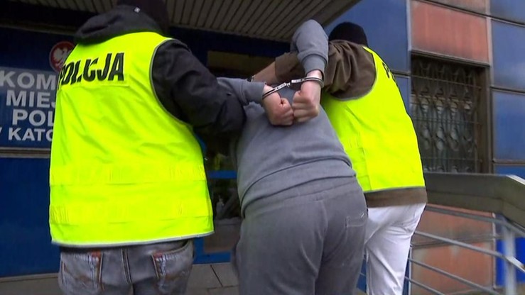 Rozbitą butelką pociął twarze. Poszkodowane kobiety rozpoznały sprawcę