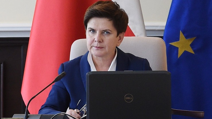 "Łączymy się w smutku". Premier Szydło przekazała kondolencje kanclerz Merkel