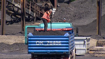 21-06-2017 16:51 Brakuje węgla. Wprowadzono limity sprzedaży. Odbiorcy stoją w kolejkach
