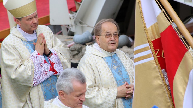 "»Dobra zmiana« nie może być kawałeczek dobra, a resztę niedobra" - ojciec Rydzyk na Jasnej Górze
