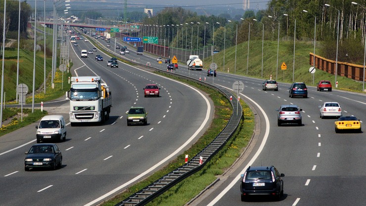 1,3 tys. pijanych kierowców, 37 ofiar śmiertelnych. To bilans długiego weekendu na drogach