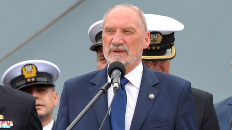 Macierewicz: wydarzenia w Hamburgu to przykład na brak obrony własnego narodu