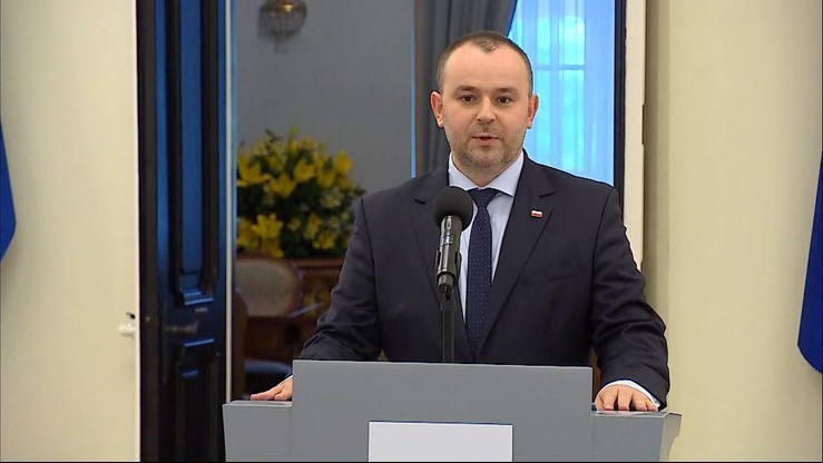 "Prezydent apeluje o merytoryczną rozmowę, a nie emocjonalną debatę". Mucha ws. projektu ustawy o SN