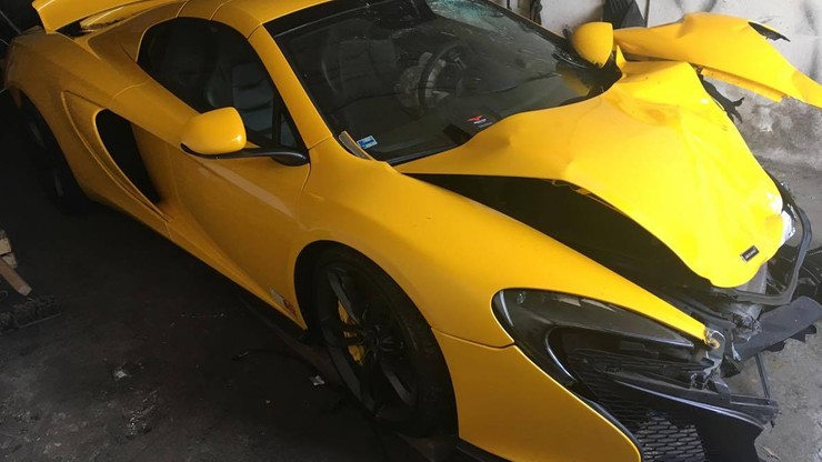 Rozbił sportowego McLarena wartego 675 tys. zł. Jechał nim bez wiedzy właściciela