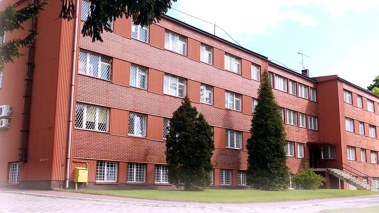 Trzech nastolatków uciekło z zakładu poprawczego. Jednego schwytano, dwóch pozostałych poszukuje policja