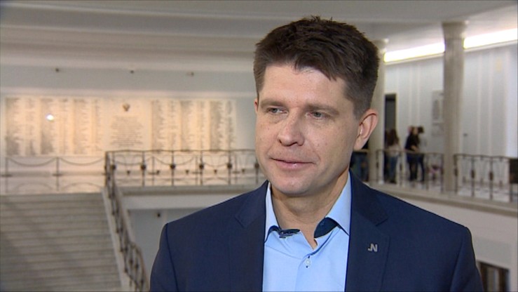 Petru: Polska powinna przyjmować uchodźców