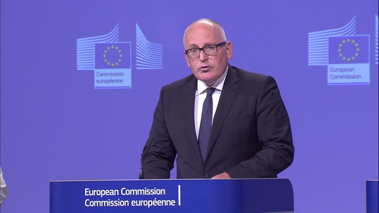 Timmermans: nowa ustawa o TK nie rozwiązuje kluczowych problemów