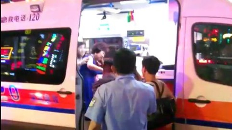 Chiny: atak tasakiem w hipermarkecie. Są ofiary śmiertelne