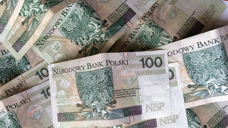 PiS proponuje: 70 proc. podatku od odpraw dla prezesów spółek skarbu państwa i ich obniżka