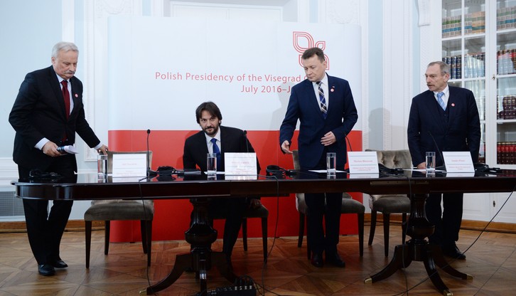 Państwa Grupy Wyszehradzkiej powołają centrum zarządzania kryzysem migracyjnym