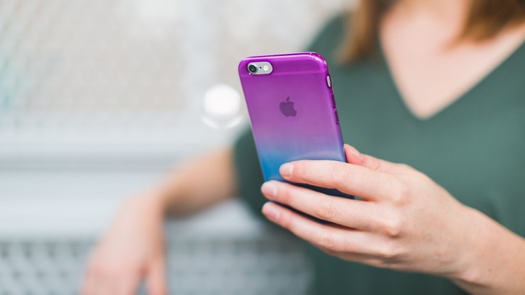 Inwestorzy wzywają Apple do walki z uzależnieniem dzieci od smartfonów