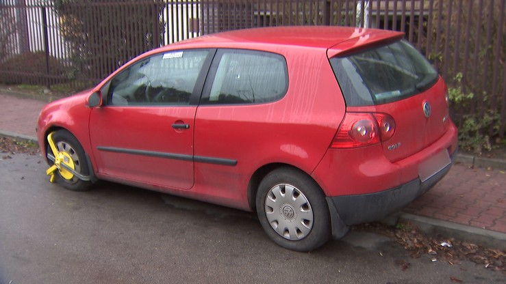 Mandat zapłacony. Auto prezydenta nie blokuje już chodnika