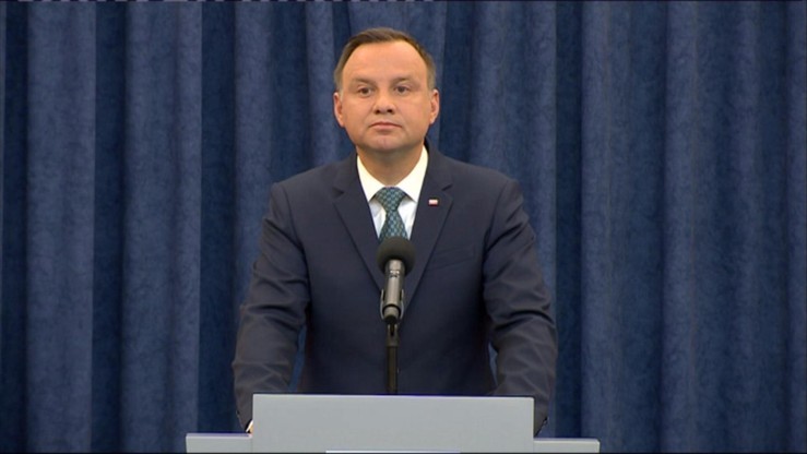 Poseł uszkodził eksponat przedstawiający postać Jana Pawła II. Prezydent go ułaskawił