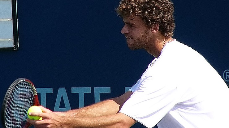 Rio: internauci chcą, aby znicz zapalił Kuerten. Wyprzedził Pelego i Neymara