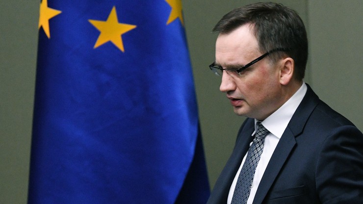 Ziobro zapowiada surowe kary dla "czyścicieli kamienic" i pomoc dla ich ofiar
