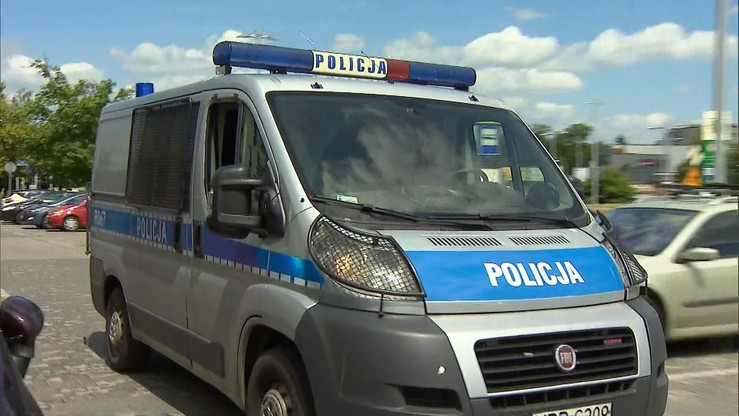 Rzucił się z nożem na przypadkowego przechodnia w Częstochowie. 28-latek usłyszał zarzut zabójstwa