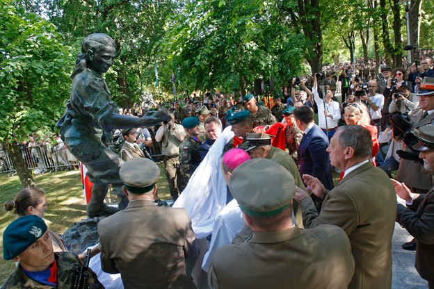 Odsłonięcie pomnika "Inki" na Podlasiu