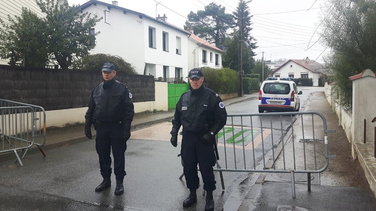 Zniknęła cała rodzina, w domu wszystko "zastygło". Ktoś próbował zmazać ślady krwi